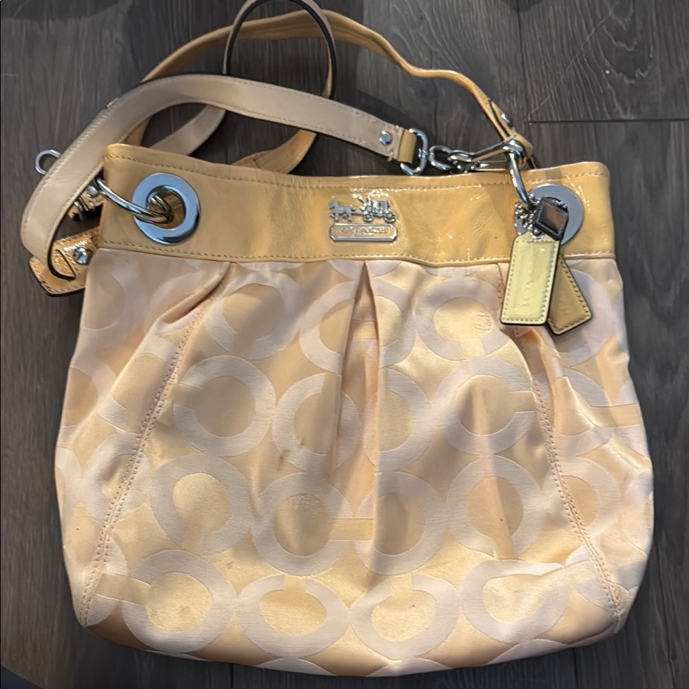 Coach Yellow and Cream Shoulder Bag with Elegant Metallic Finish